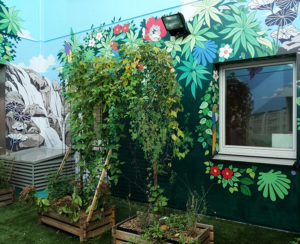 Une fresque pour le jardin thérapeutique de l’Hôpital Couple Enfant